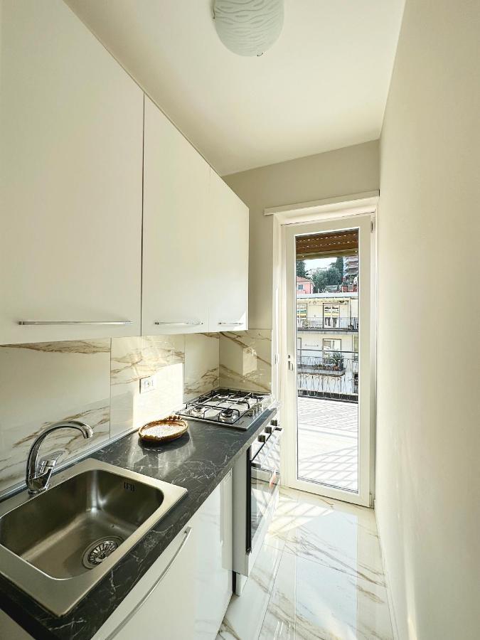 Apartament Wh - Un Posto Al Sole - Attico Monolocale Con Parcheggio Gratuito - 5 Minuti Dal Centro - Wifi San Remo Zewnętrze zdjęcie
